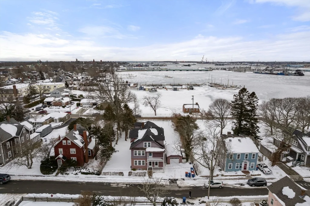 25-27 Lafayette St, Fairhaven