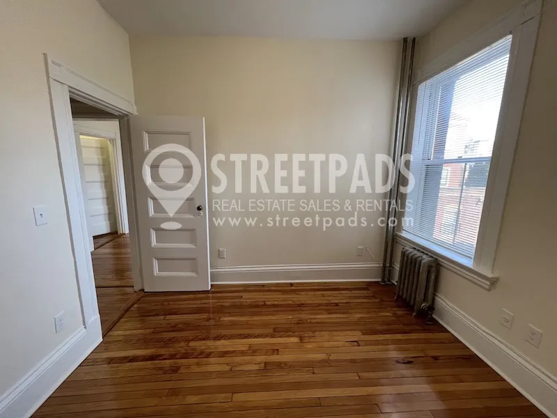 2 Ware St, Mid-Cambridge