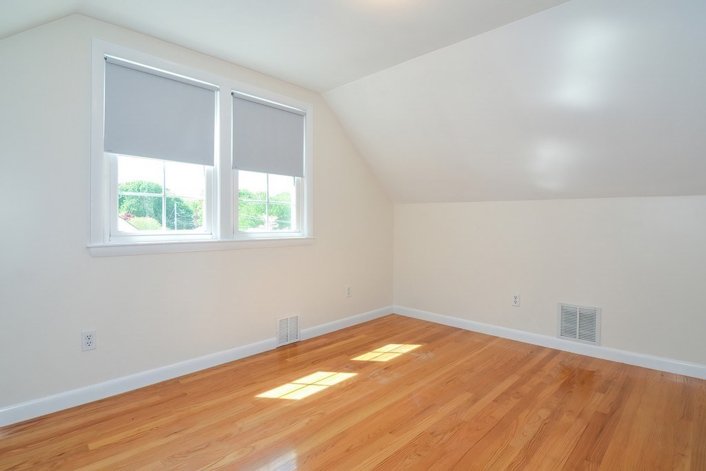 33 Robin Rd, Westborough