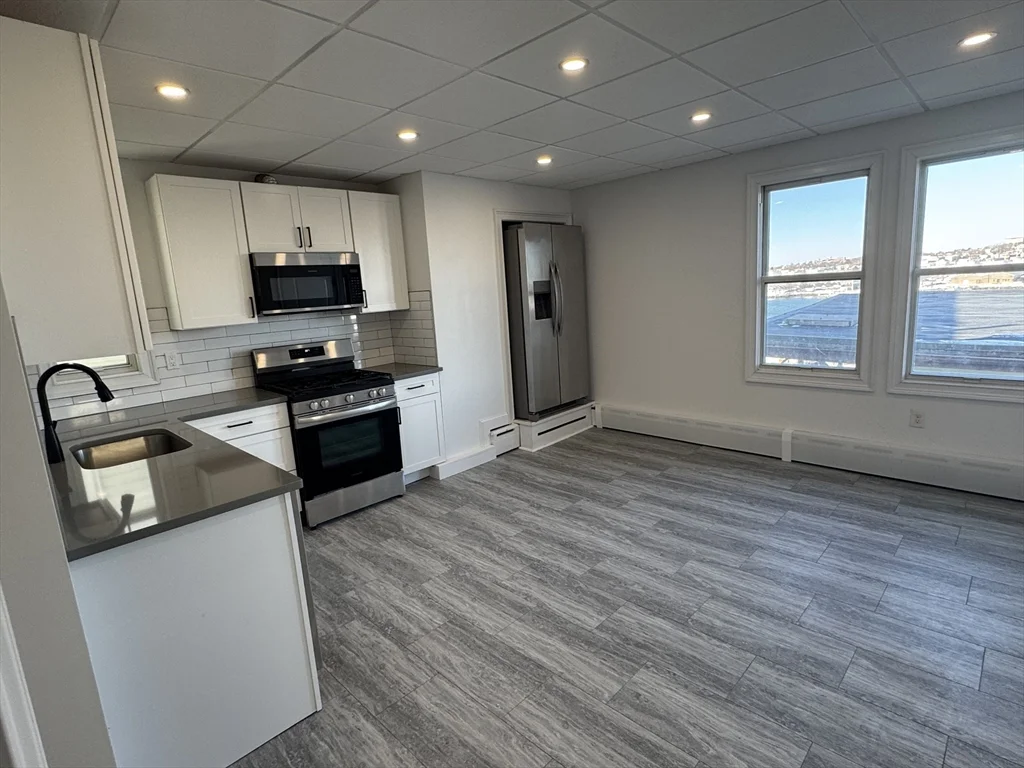 278 E Eagle, East Boston