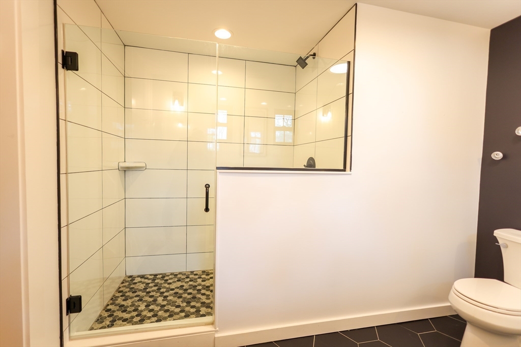 321 Nichols St, Norwood