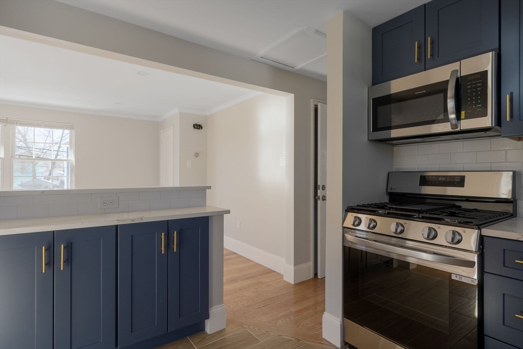 34 Weeks Ave, Roslindale