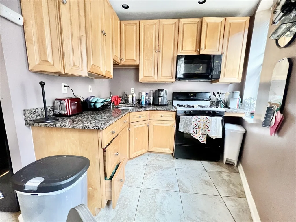 246 North St, North End