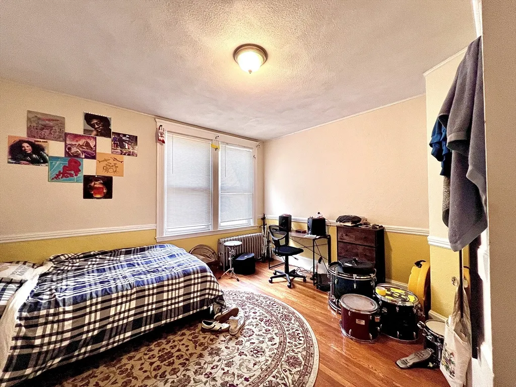 148 Strathmore Rd, Brighton