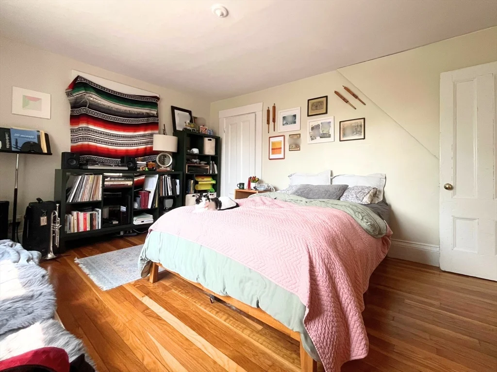 269 Lamartine St, Jamaica Plain