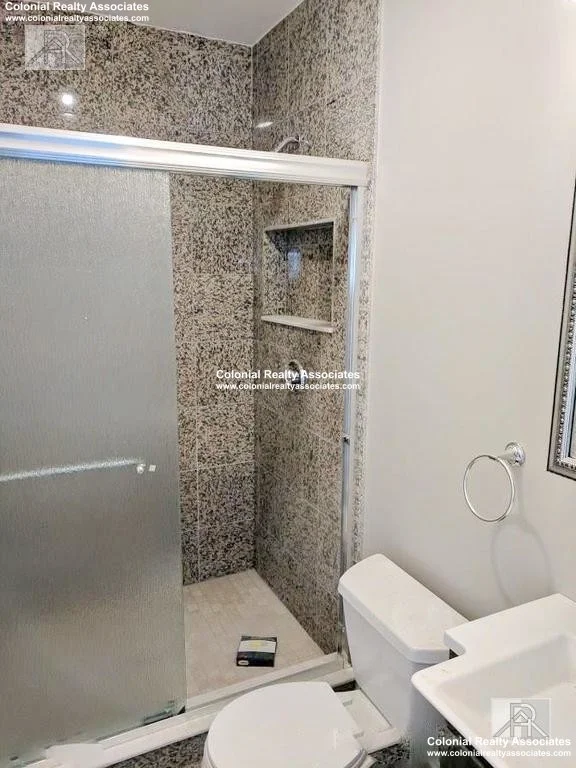 77 Linden St, Brighton