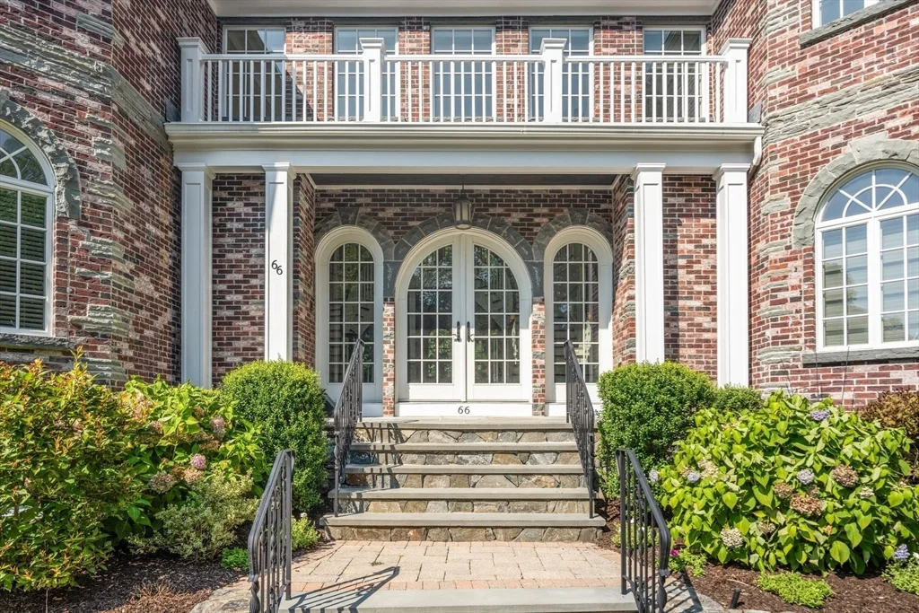 66 Forest Ave, Newton