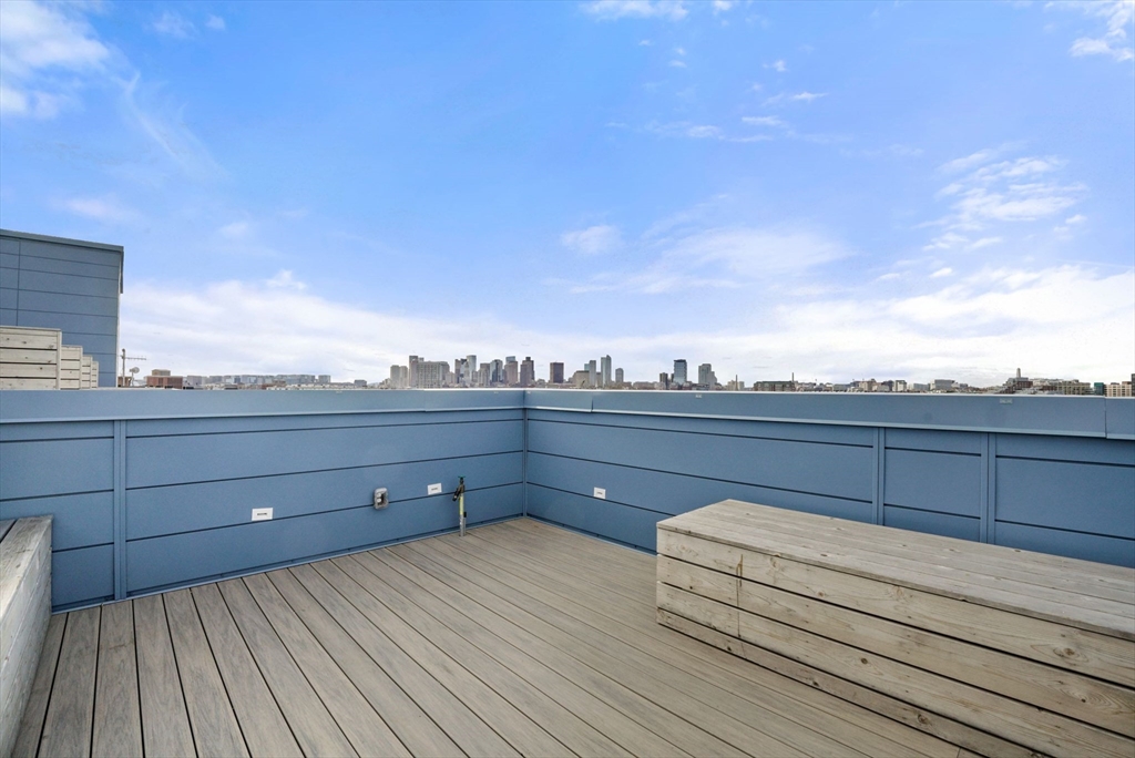 301 Border St, Central Square