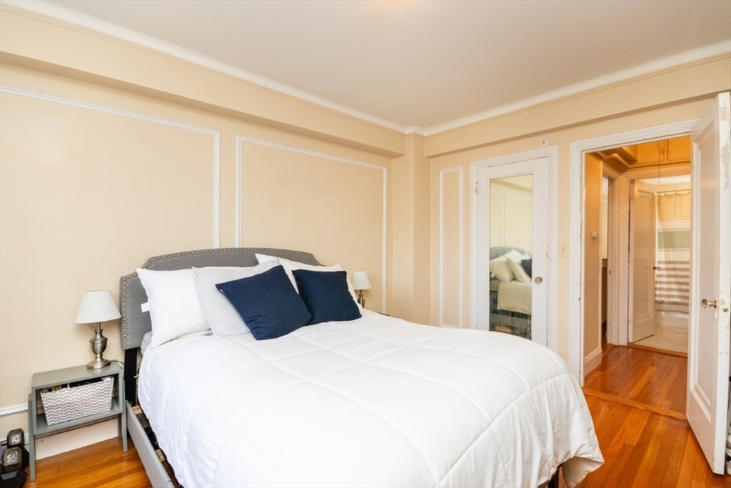 1450 Beacon St, Boston