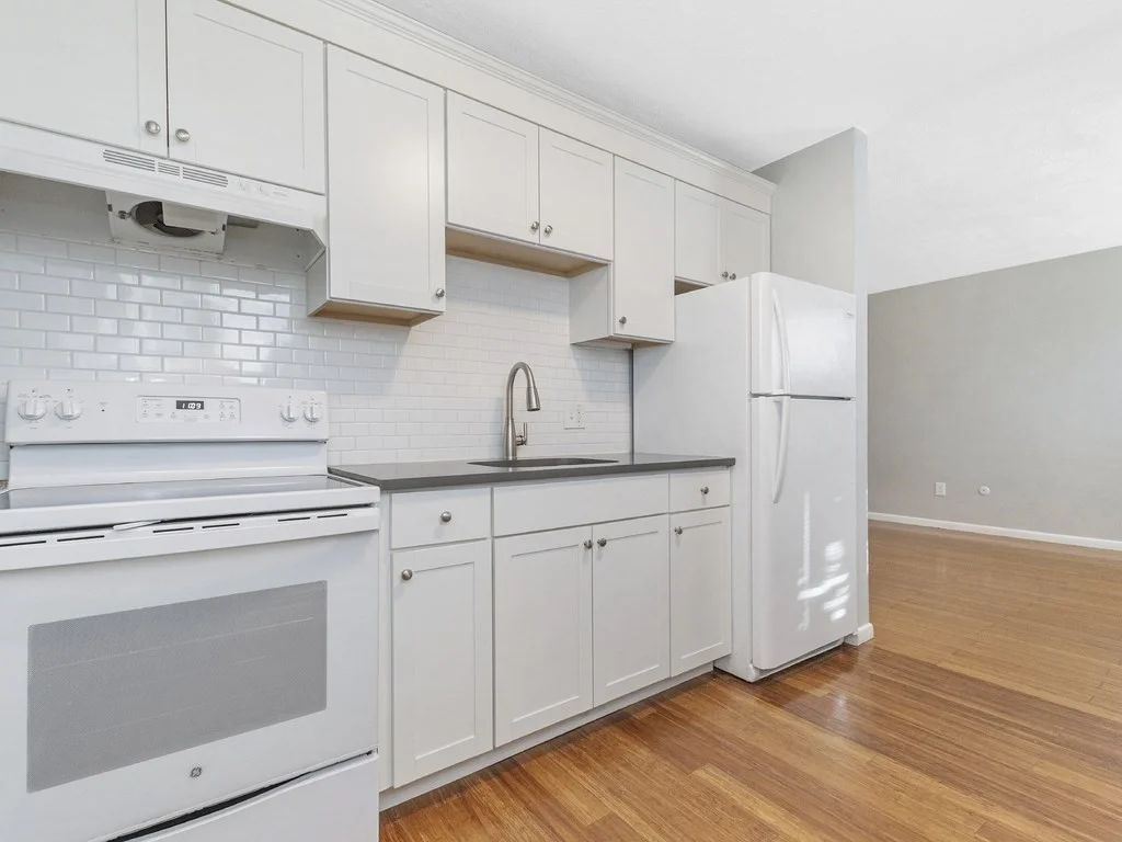 180 River St, Waltham