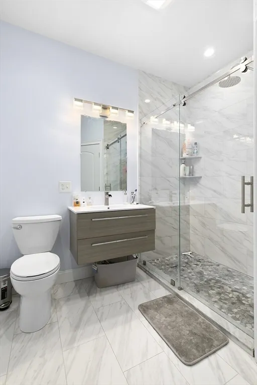 661 Bennington St, East Boston