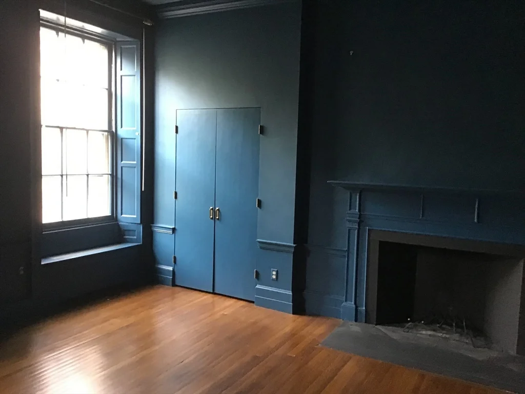 13 Chestnut St, Beacon Hill
