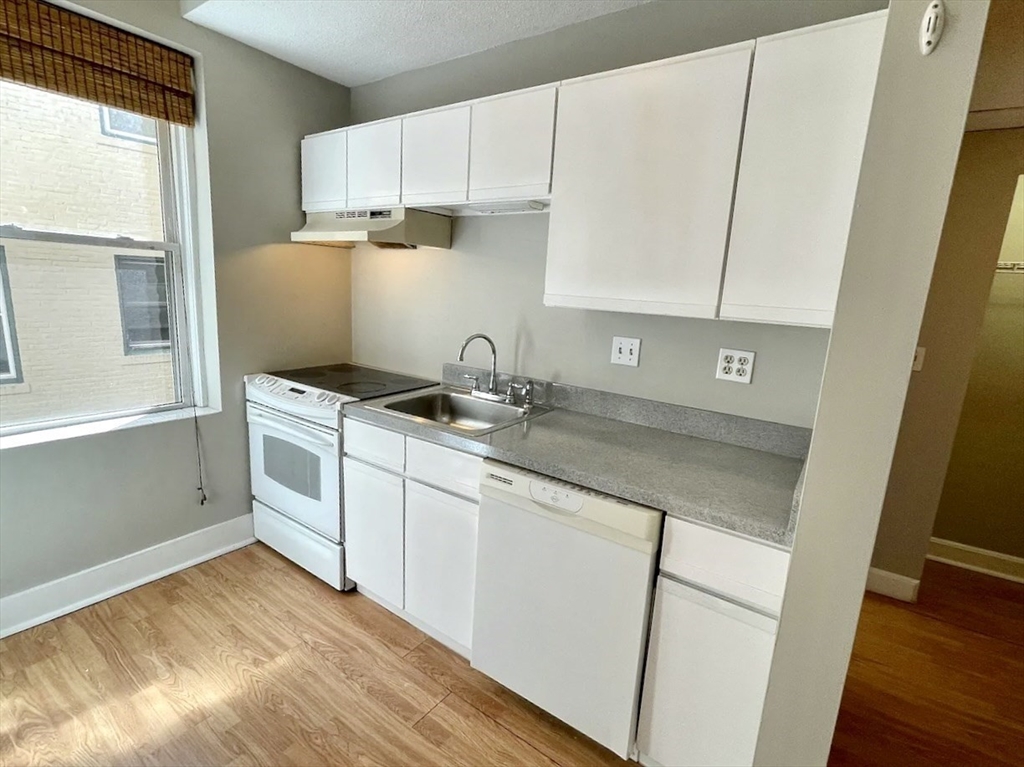 1419 Commonwealth Ave, Allston