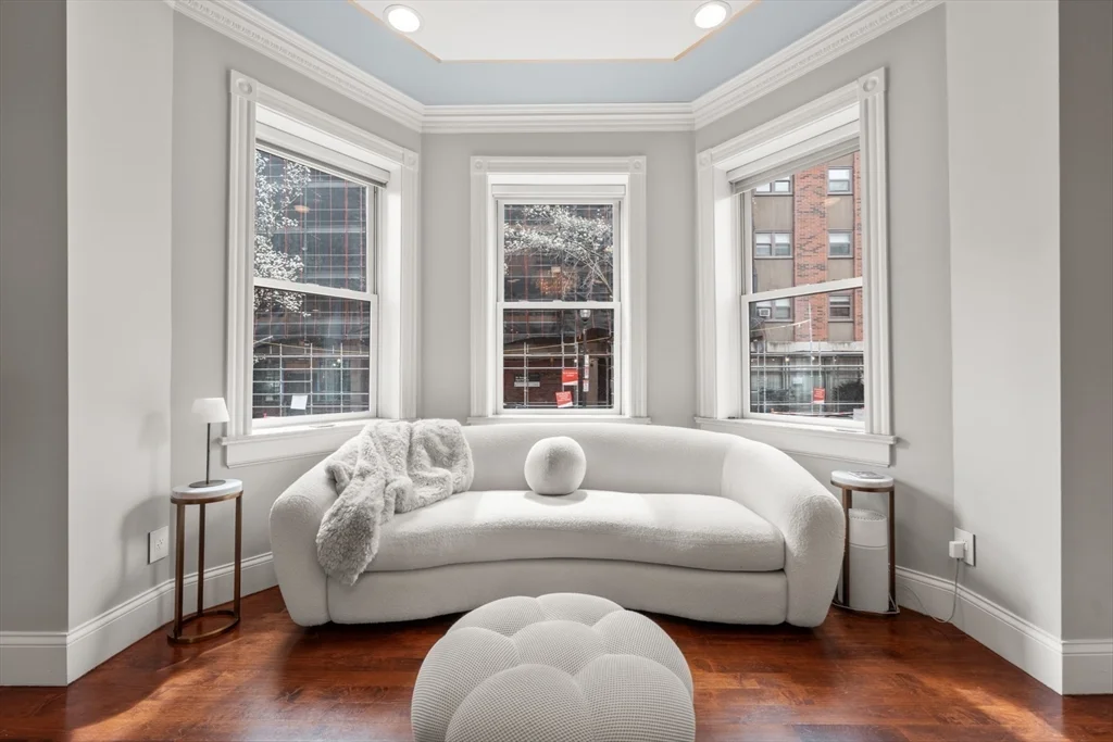 61 Saint Botolph St, Back Bay