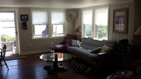 206 Cadmans Neck Rd, South Westport