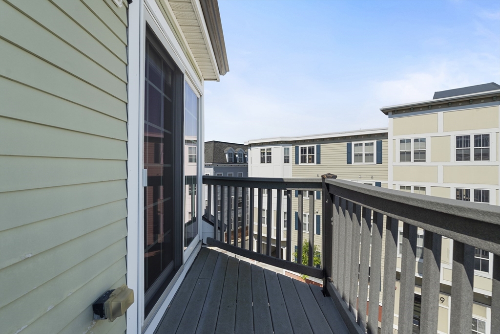 402 E 3rd St, South Boston