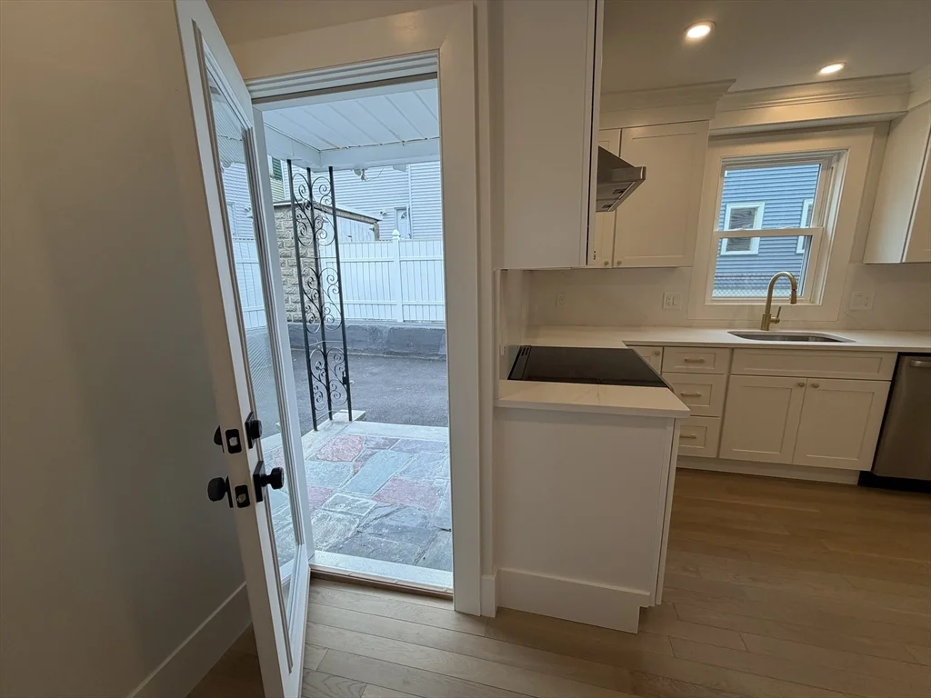 7 Bennett St, Medford