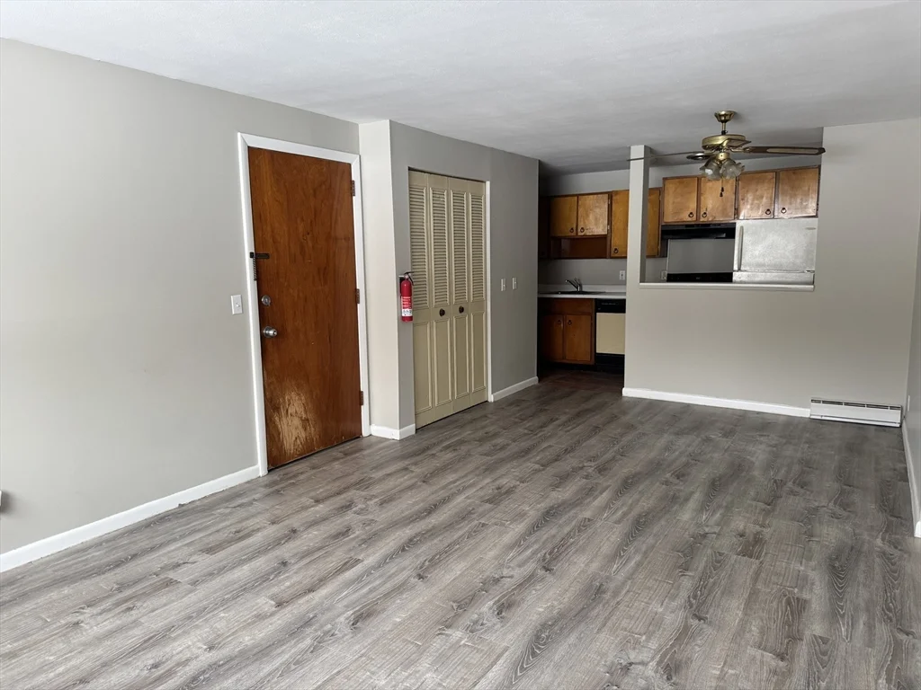 320 Elm St, Southbridge