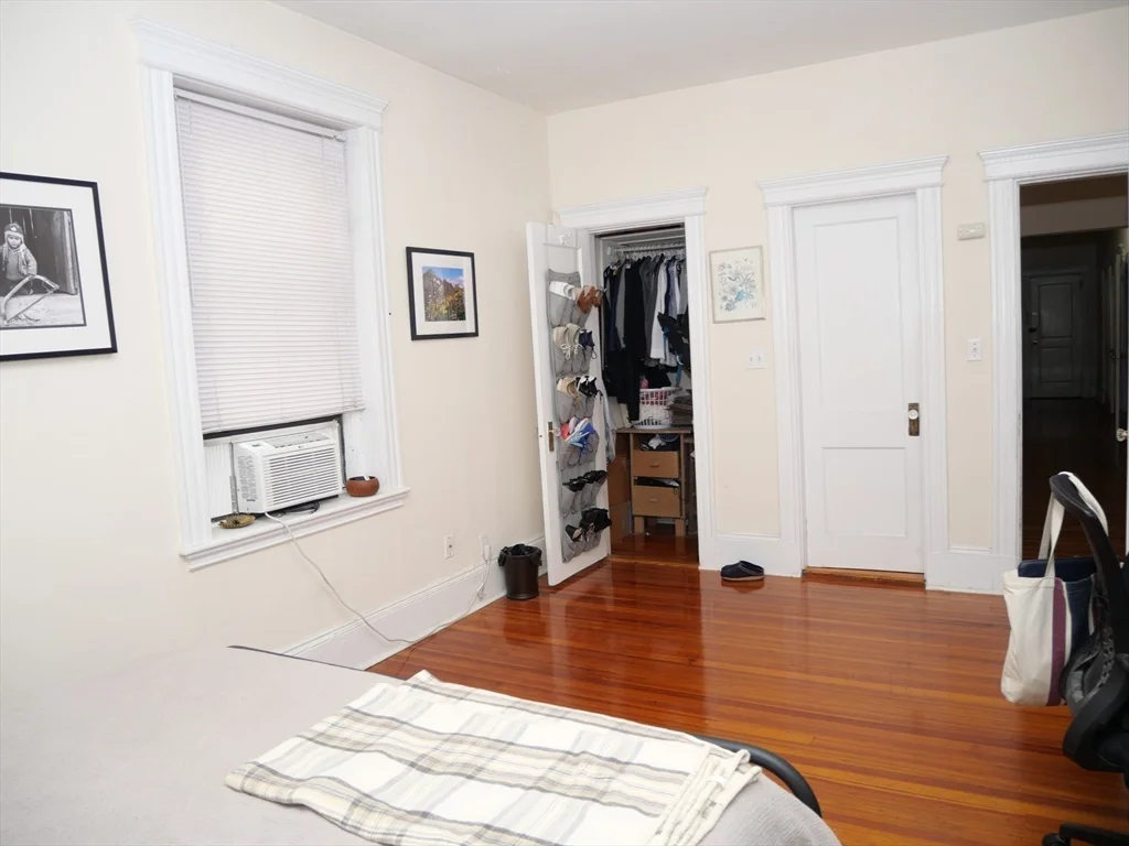 231 Saint Paul, Brookline