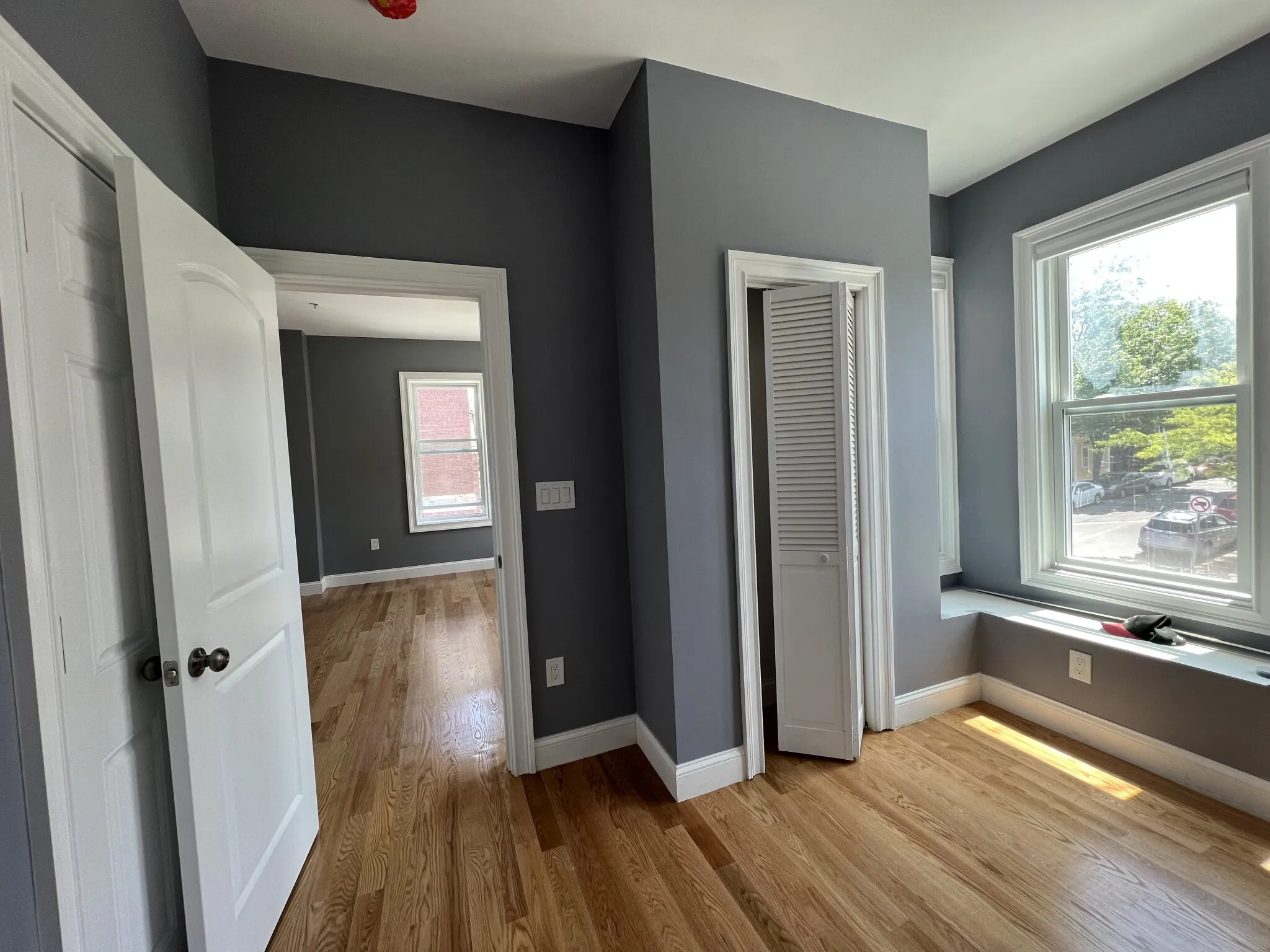 339 Cambridge St, East Cambridge