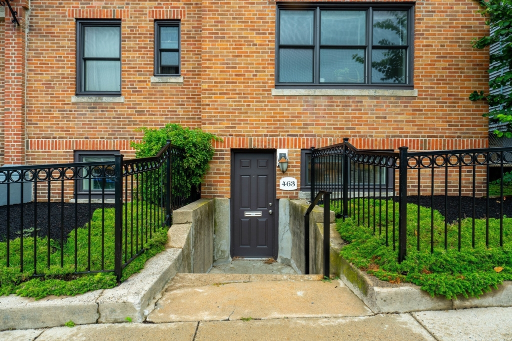 463 Broadway, Medford