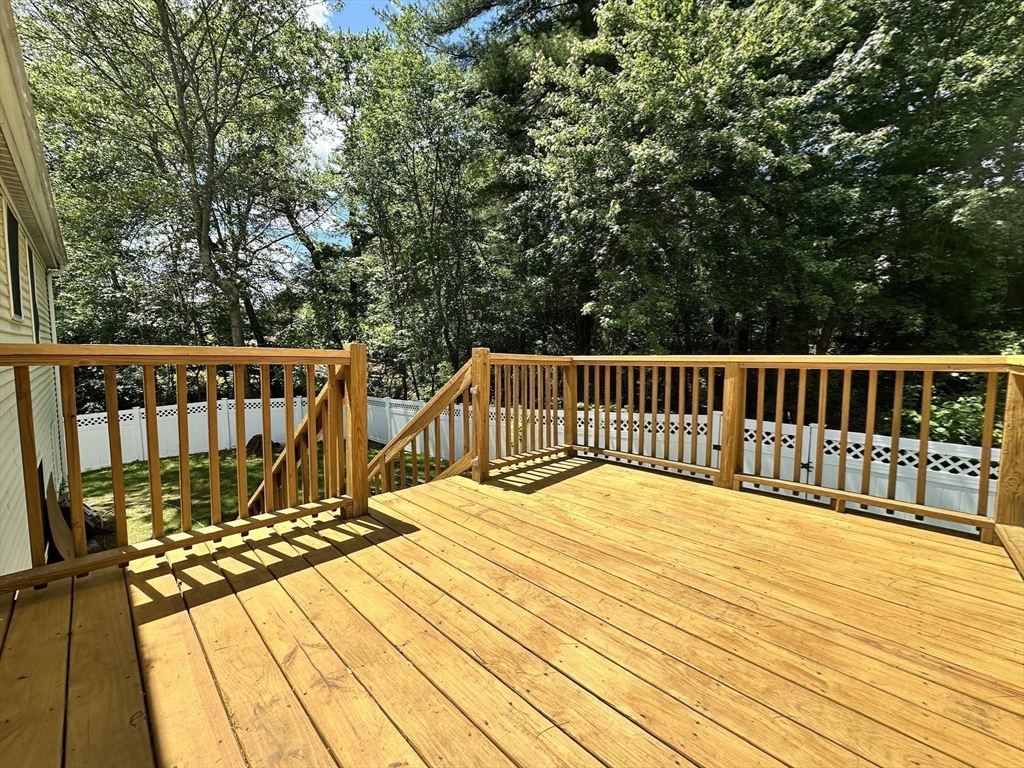 70 Edgemoor, Wellesley