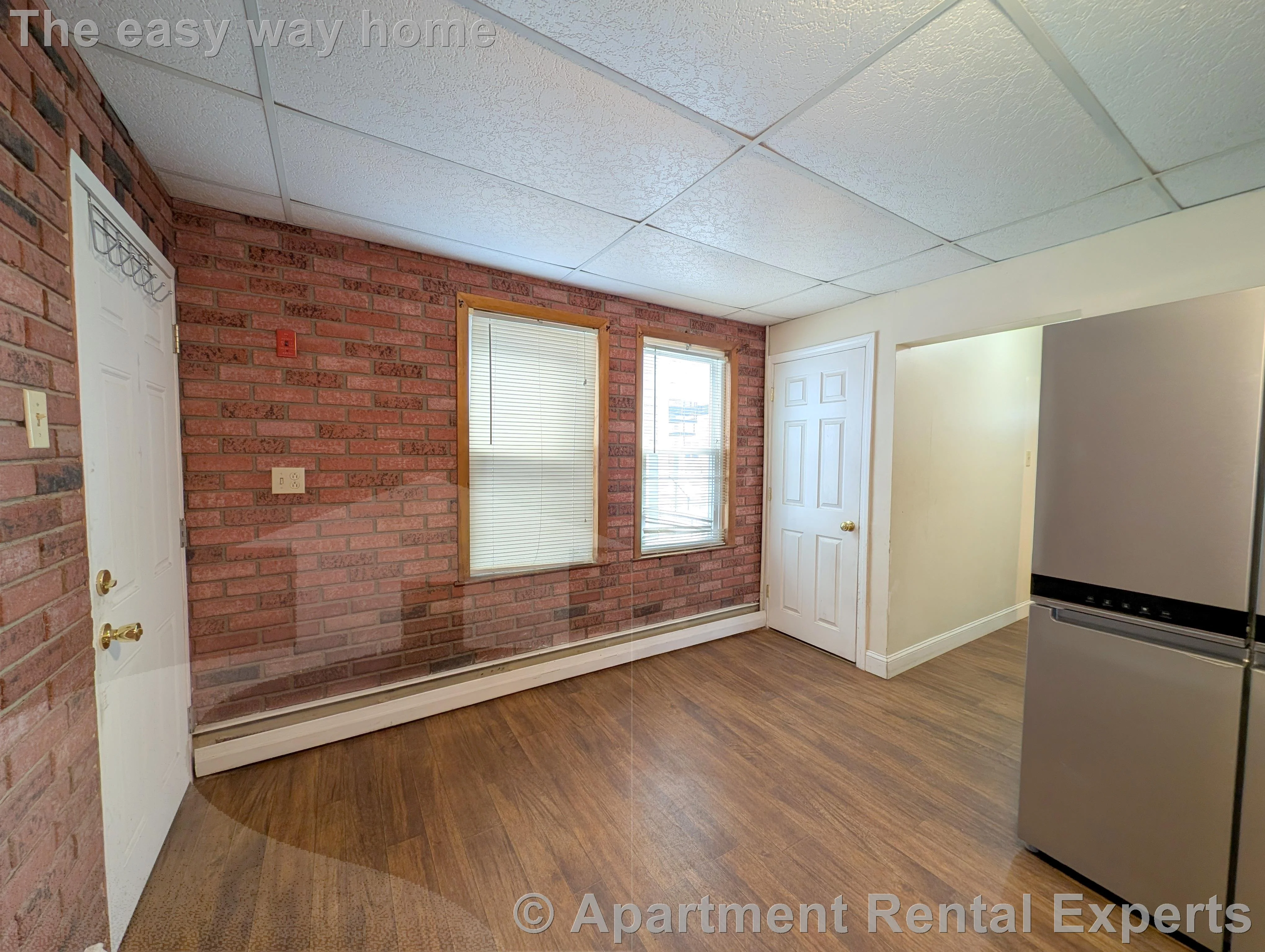 9 Lowell Ter, Magoun Square