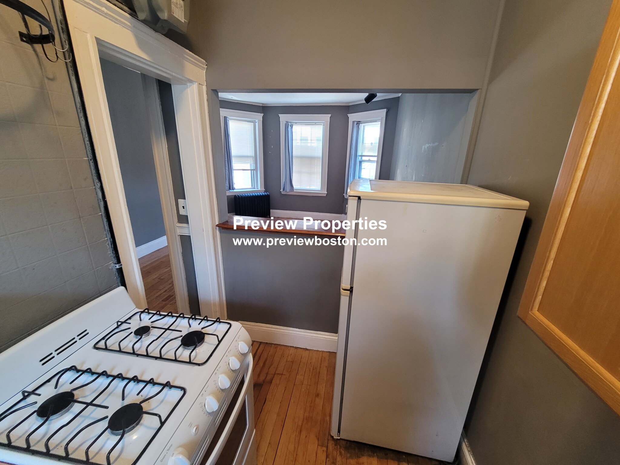 1572 Commonwealth Ave, Brighton