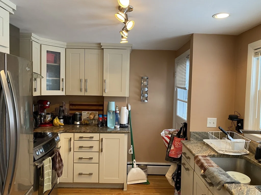 53 Dickson Ave, Arlington