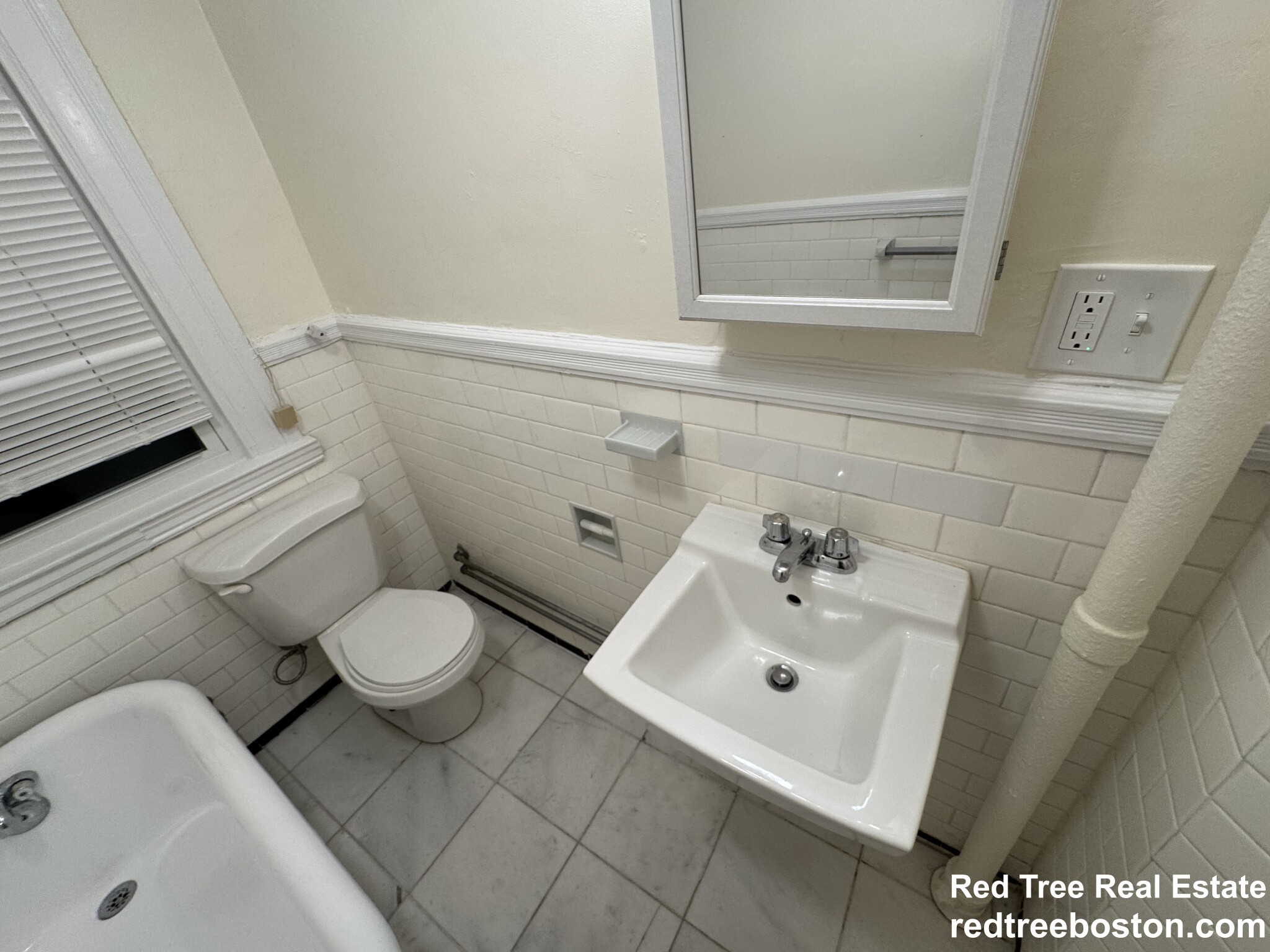 885 Massachusetts Ave, Mid Cambridge