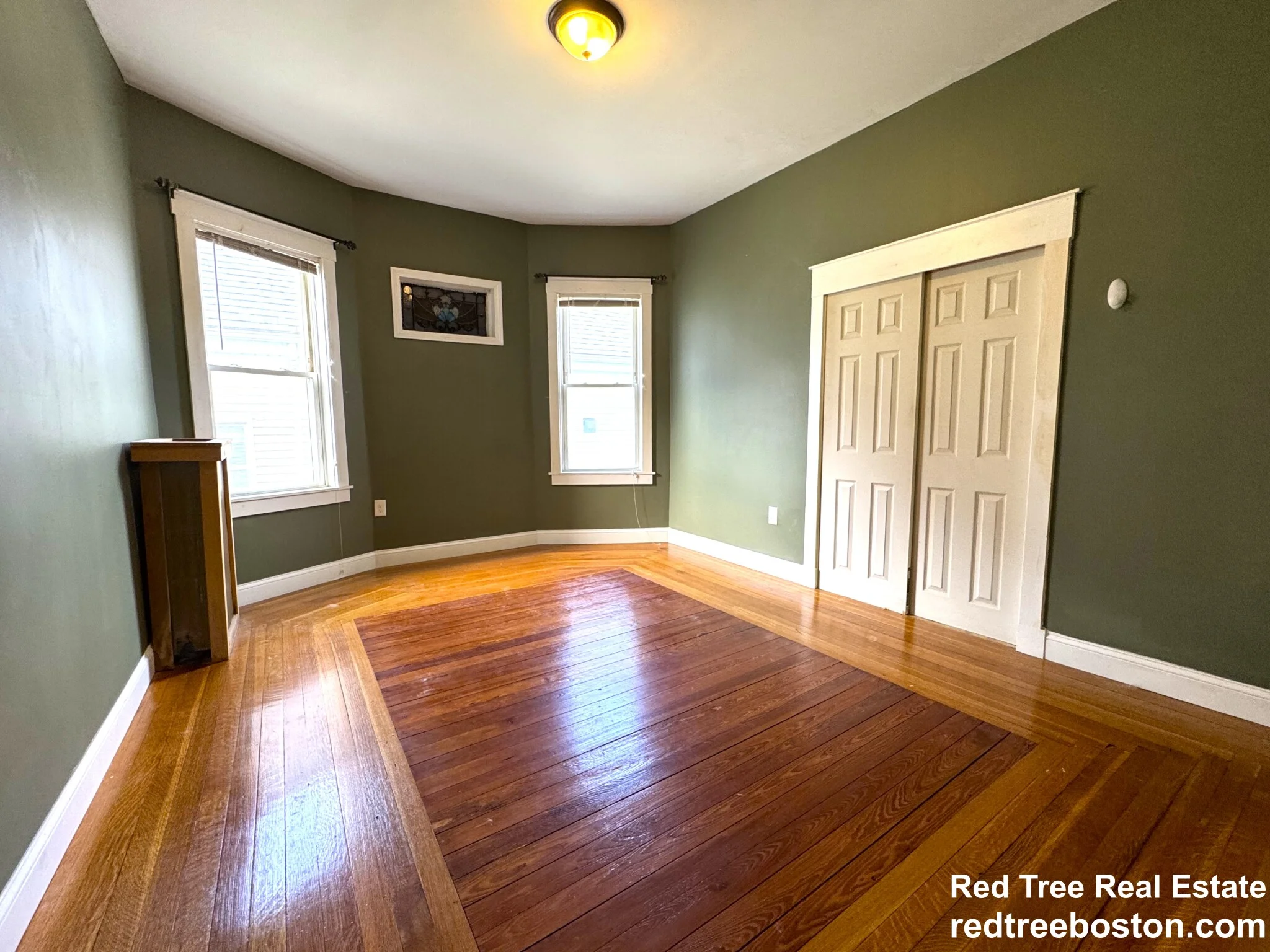 24 Weld Hill St, Jamaica Plain
