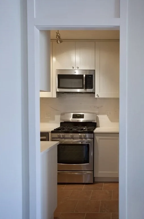 65 East India Row, Waterfront