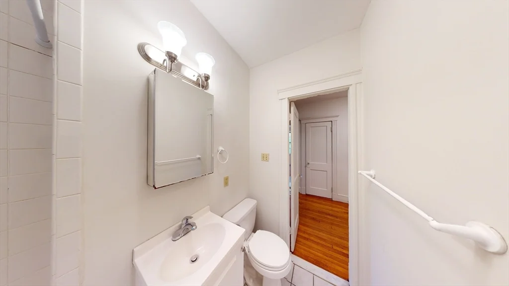32 Sidlaw, Brighton