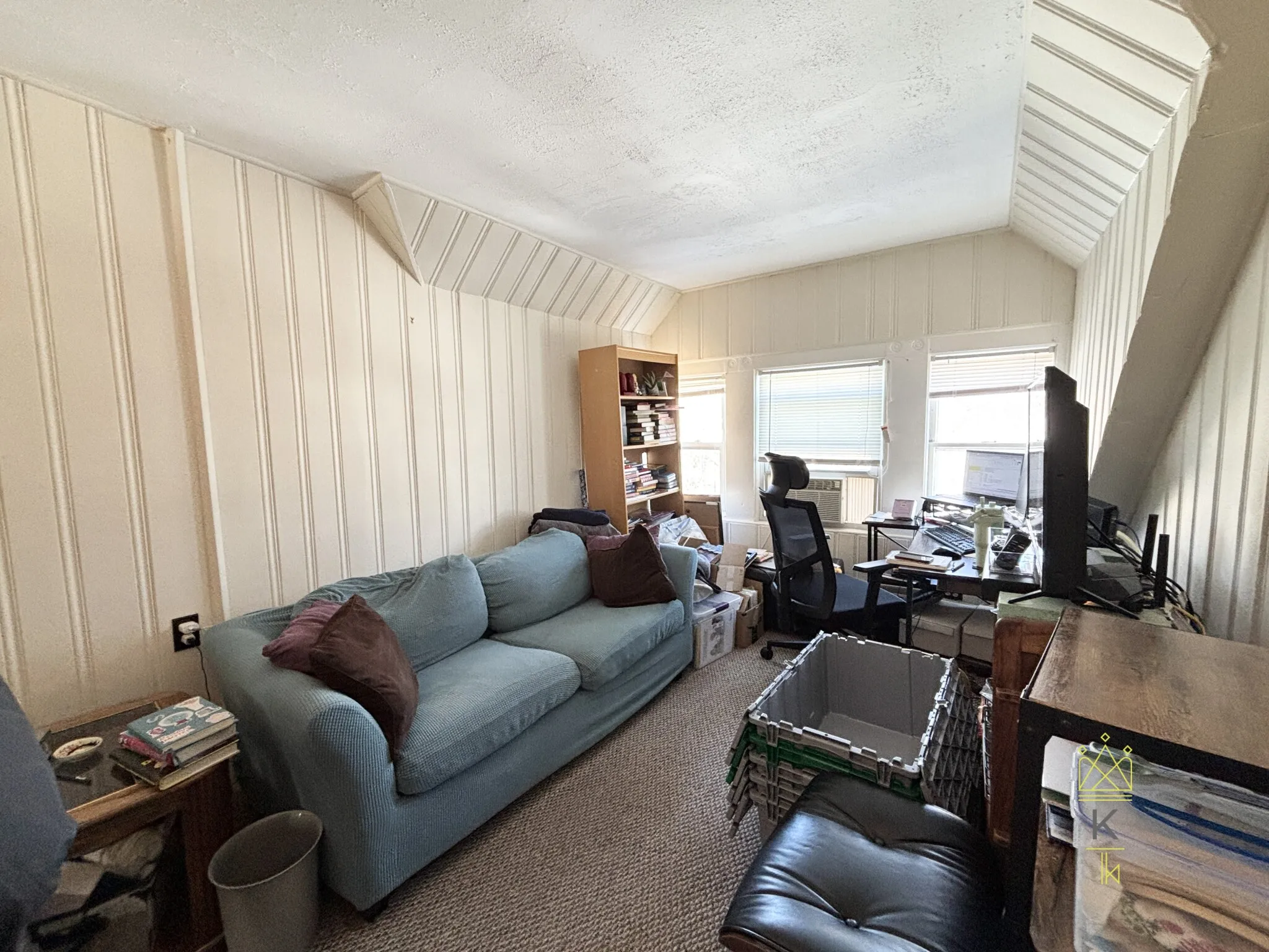 21 Osborne Rd, North Brookline