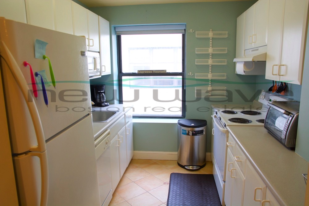 636 Beacon St, Fenway