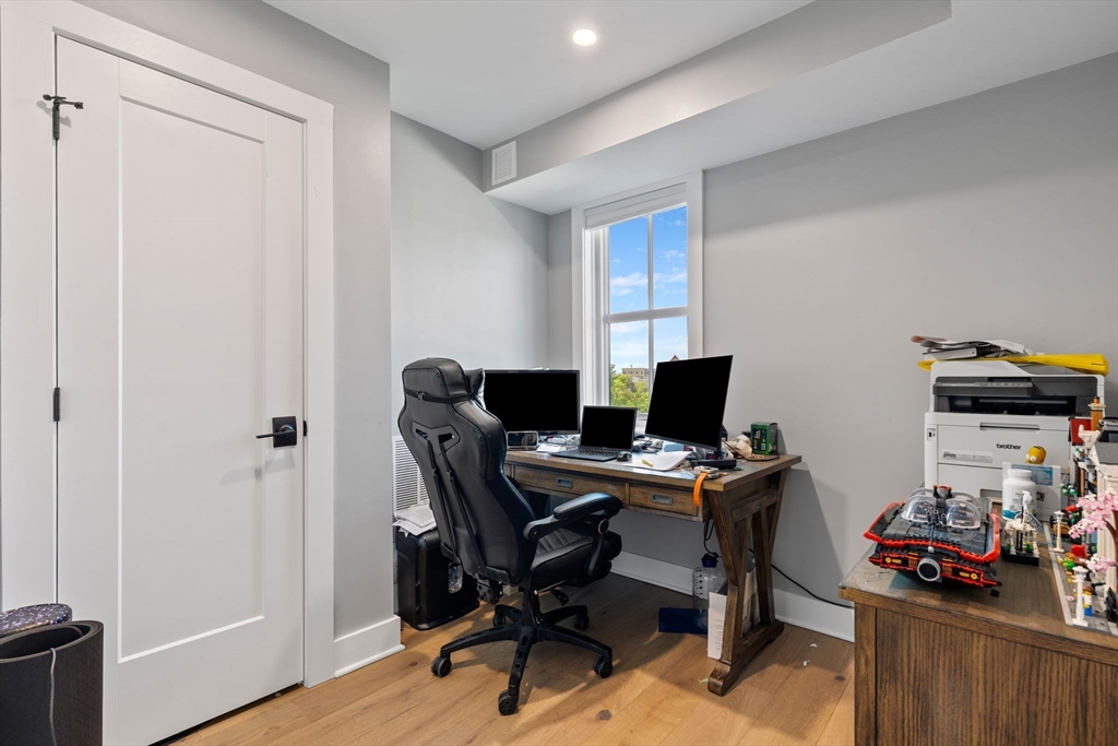 74 Tremont St, Charlestown