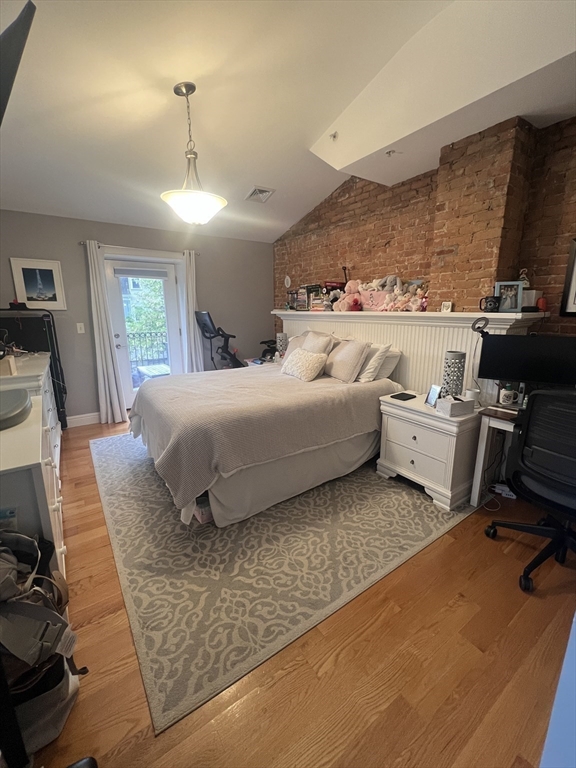 750 E 4th St, South Boston