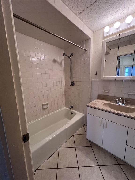 496-500 Lincoln Ave, Cliftondale