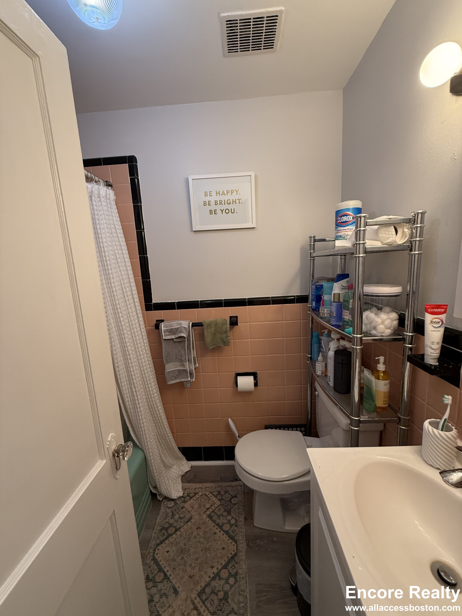 175 Harvard St, Coolidge Corner