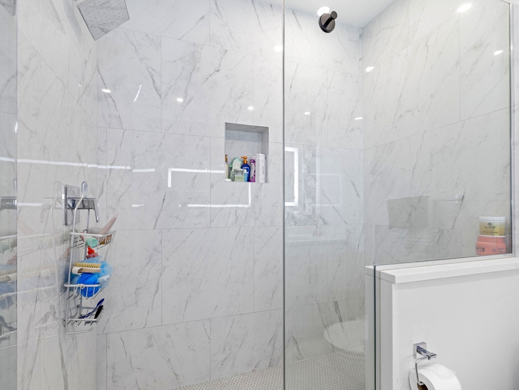 753 E Broadway, South Boston