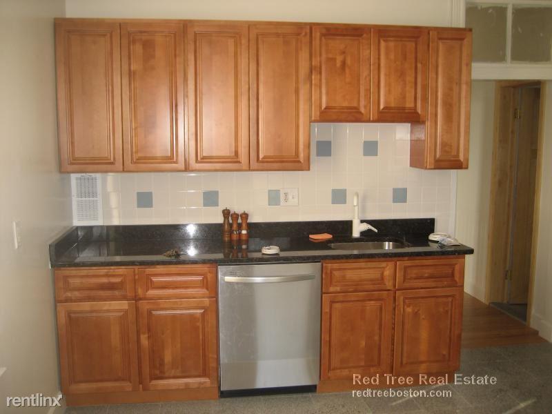 190 Highland St, Roxbury