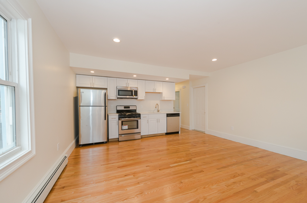 4 School Street Pl, Jamaica Plain