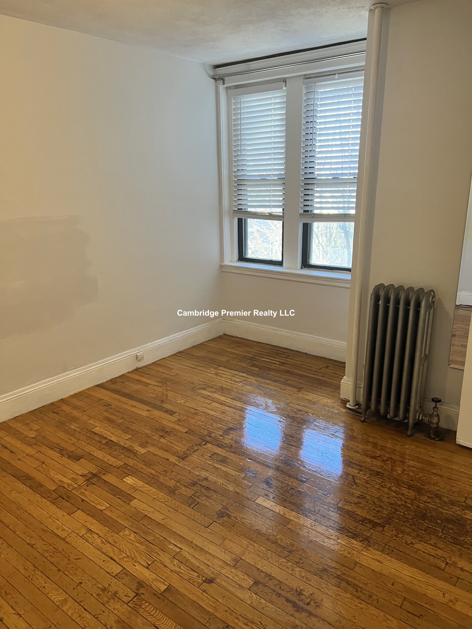 335 Harvard St, Mid-Cambridge