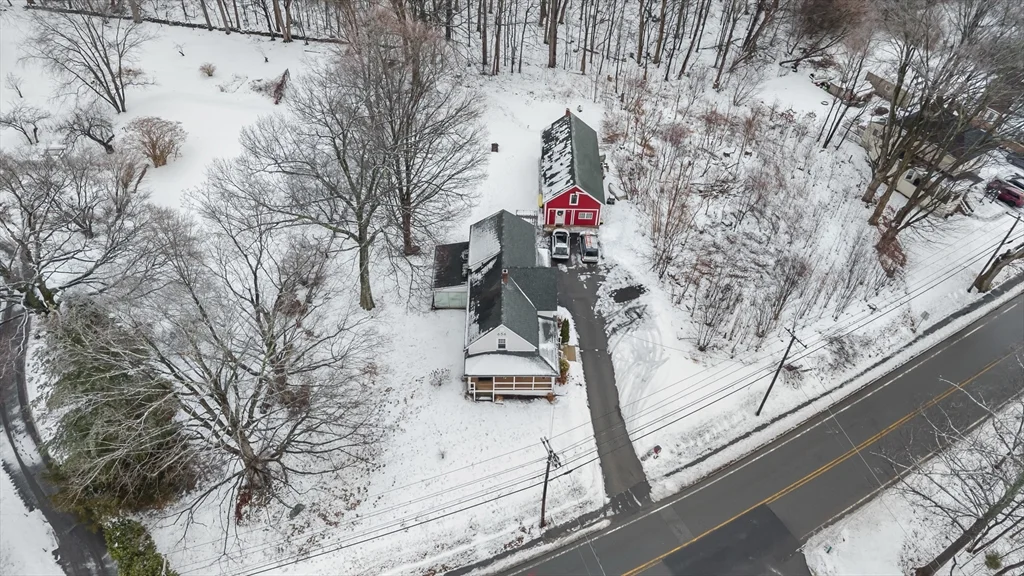 656 Grove St, Worcester