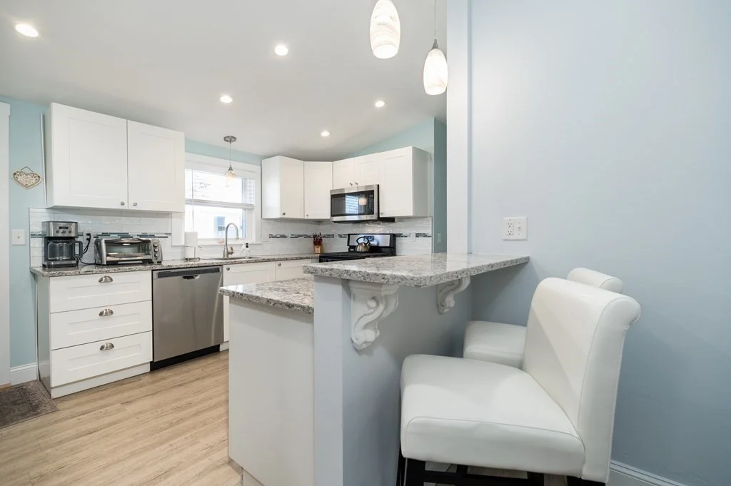 6 Cabo Dr, East Gloucester