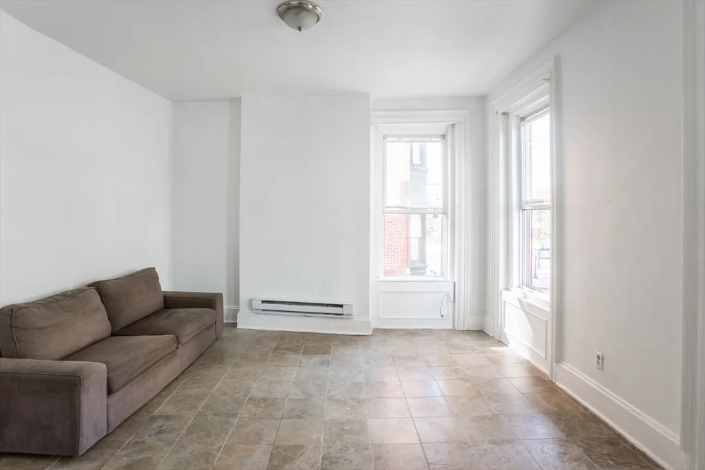 853 Harrison Ave, Roxbury