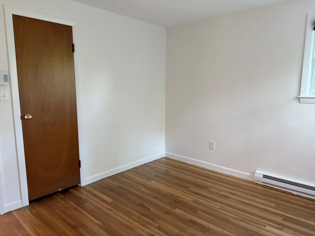 585 Burncoat St, Worcester