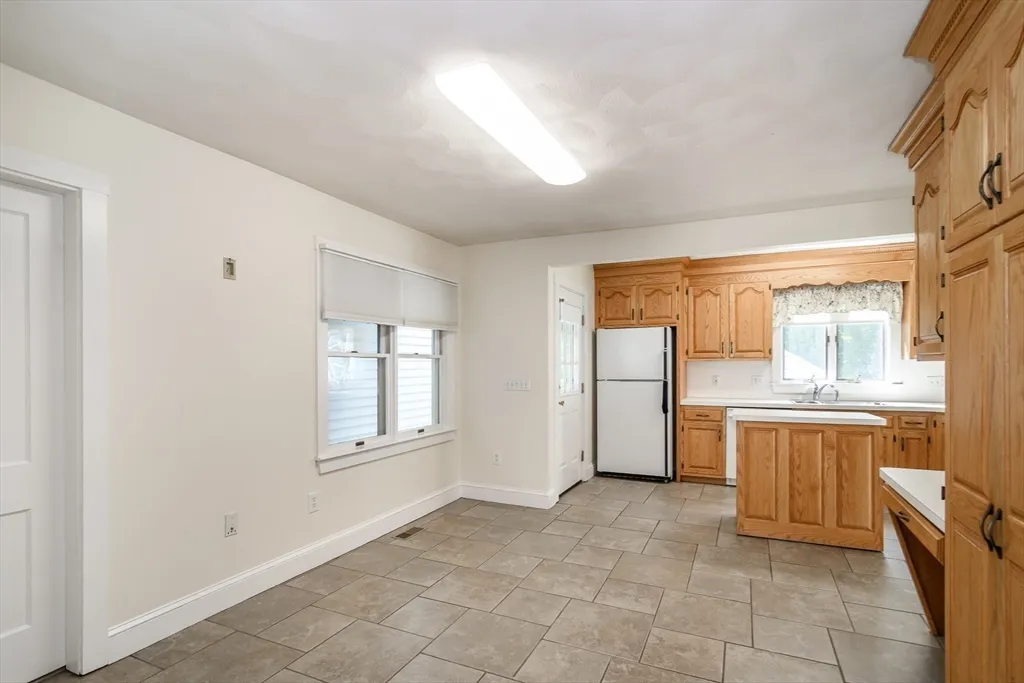 103 North Ave, Natick