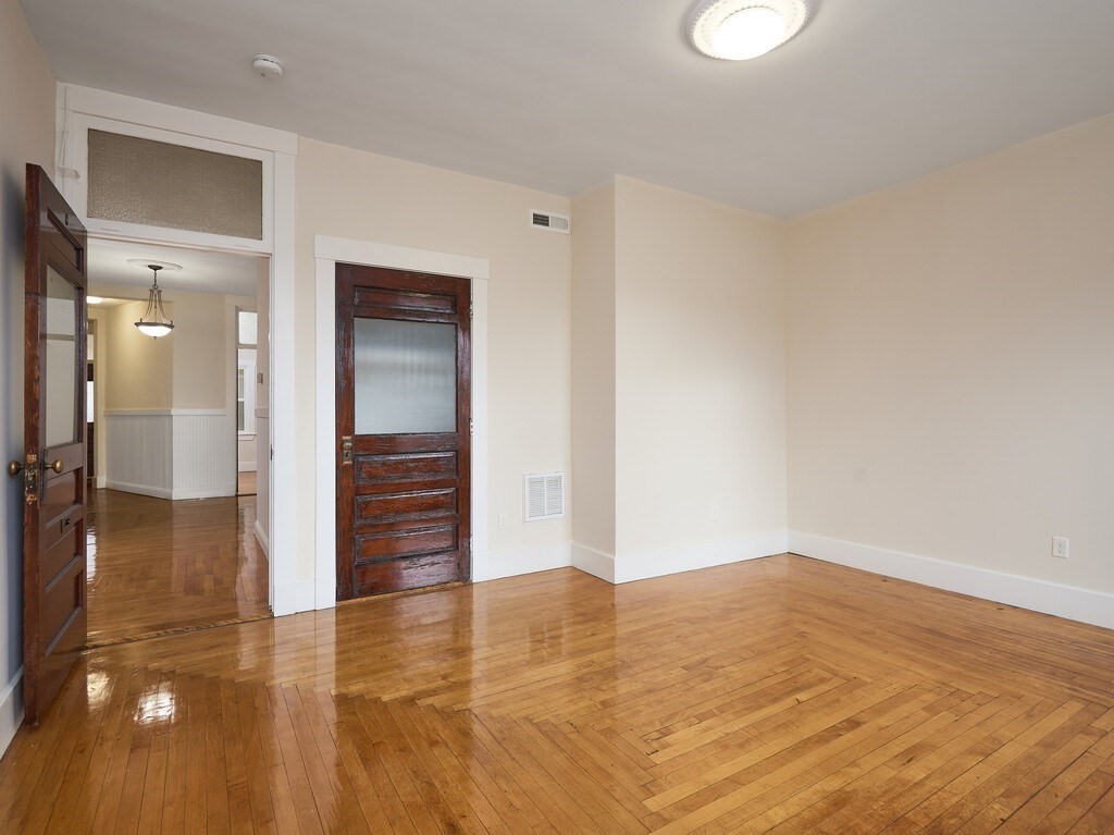 17 Hamilton St, Southbridge