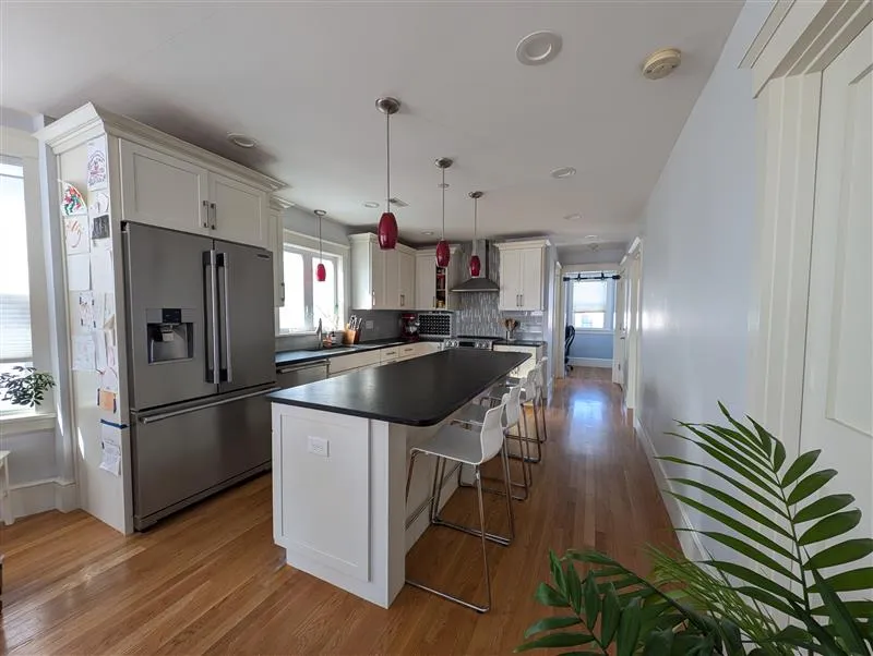 29 Cameron Ave, North Cambridge